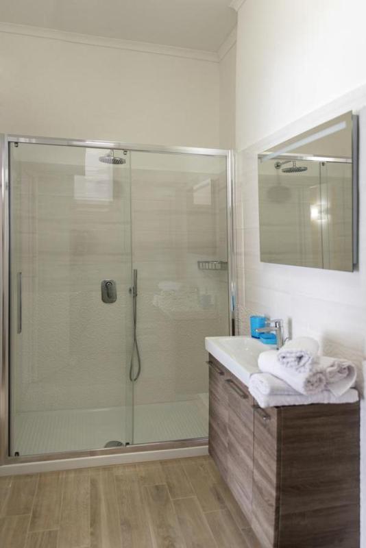 A.I.R. Sorrento Apartment - image 4