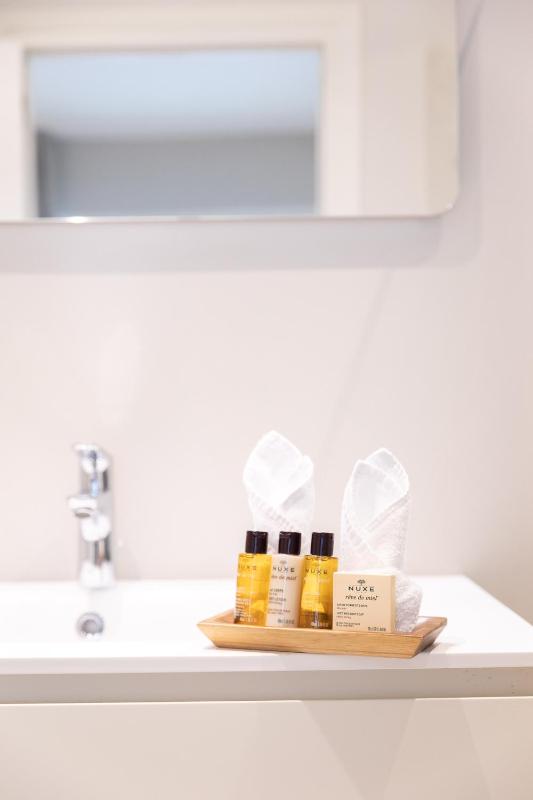 Eden Roc Appartements - image 15