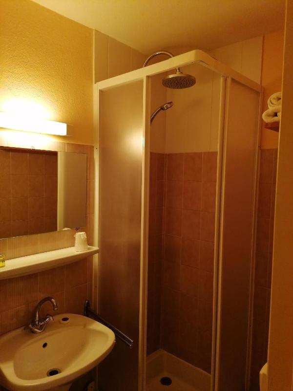 Economy Single Room image 3