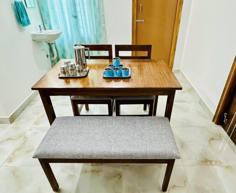 Tirupati Homestay - Shilparamam - Luxury AC apartments by Stayflexi - Fast WiFi Kitchen Android TV - Walk to PS4 Pure Veg Restaurant - Easy access to Airport Railway Station and to all Temples - image 5