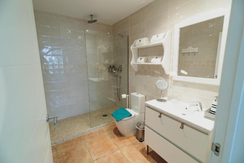 Double Room with Mountain View image 1
