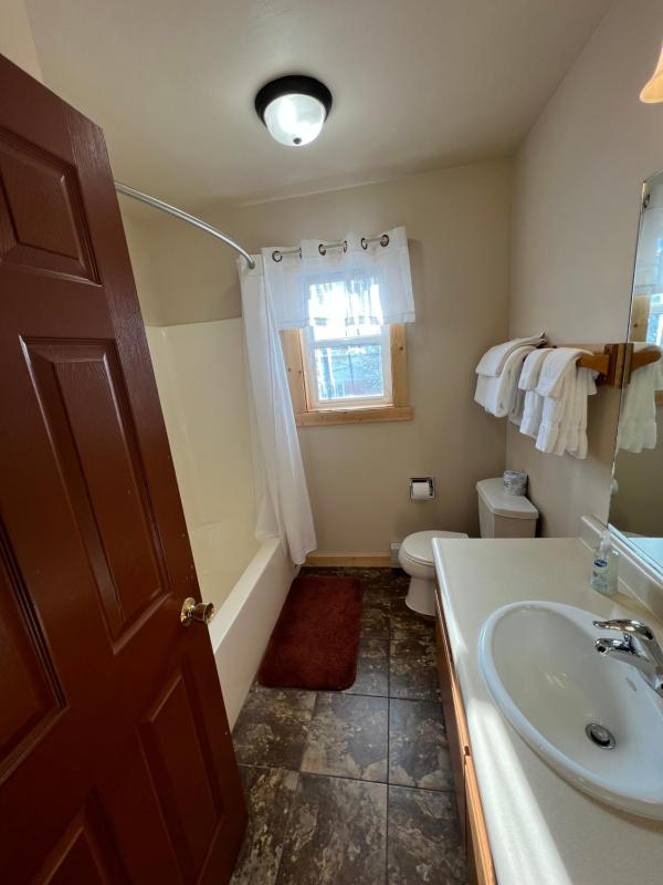 Two-Bedroom Townhouse image 3