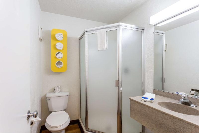 Double Room - Smoking image 3