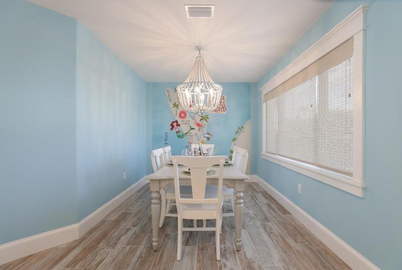 Coconut Cottage: Pool & Spa1 Block to Beach by Anna Maria Life Vacation Rentals - image 39