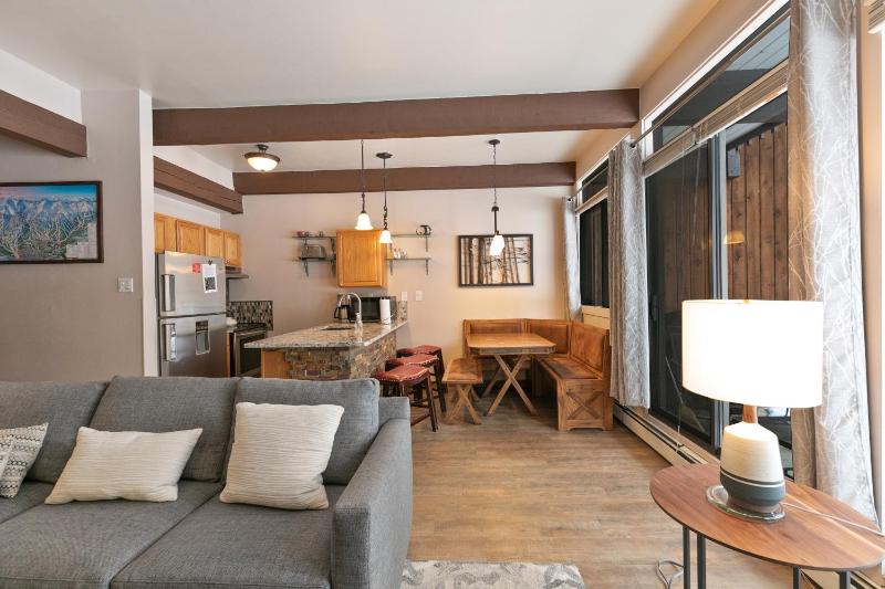 Tamarisk Alpine Condo: Great Location Pool/Hot Tub - image 14