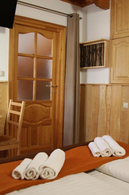 Double Room with Private Bathroom image 4