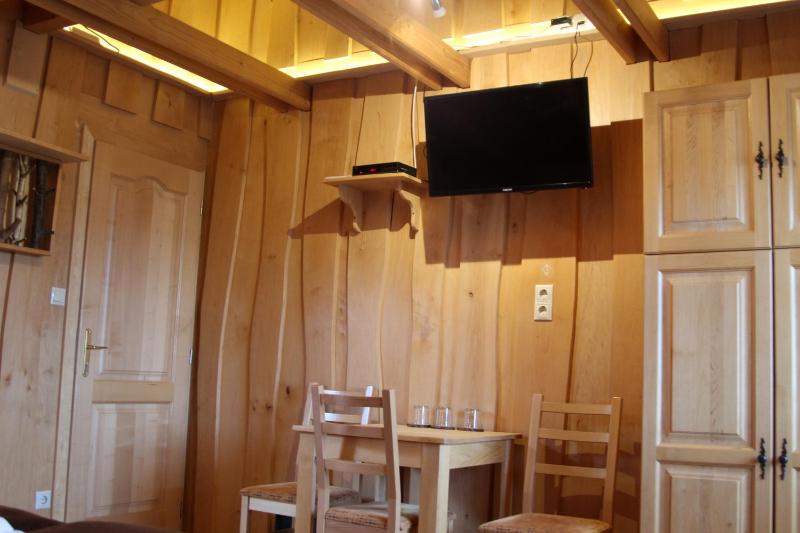 Triple Room with Bathroom image 4