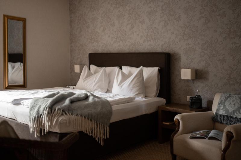 Double Room with Garden View image 1