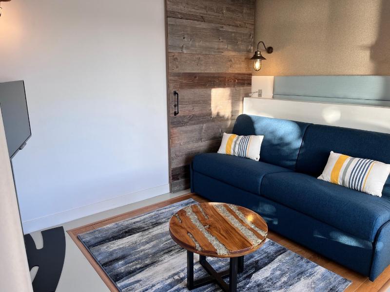 Two-Bedroom Suite image 4