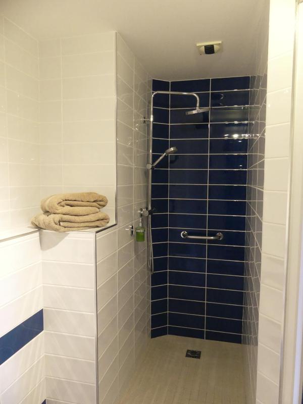 Budget Double Room image 4