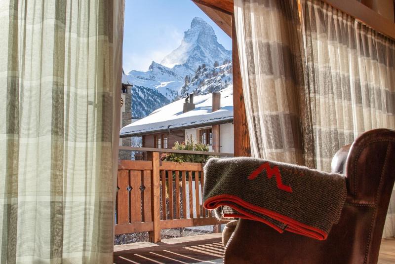 Penthouse Apartment with Matterhorn View image 1