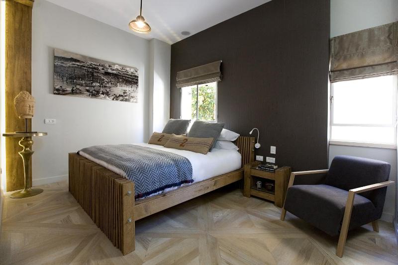 Deluxe Double Room image 1