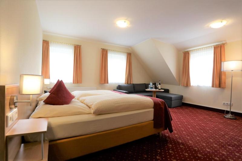 Double Room image 1