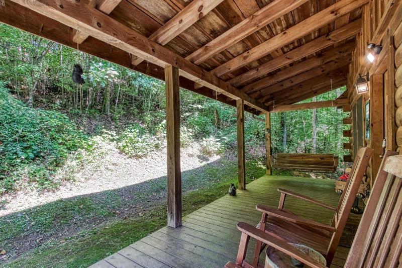 MYSTIC MOUNTAIN - GREAT LOCATION! CLOSE TO ALL THE ACTION! cabin - image 29