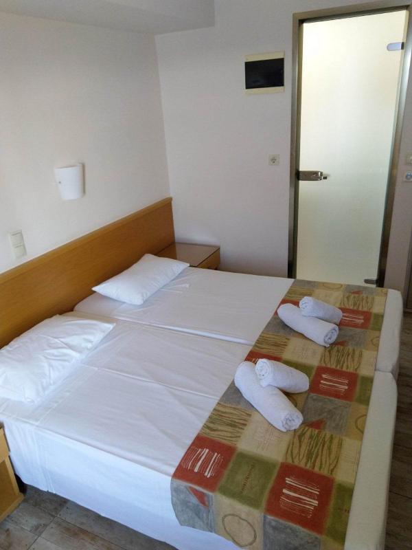Nafsika Hotel - image 15