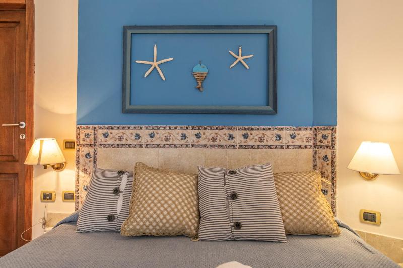Superior Double Room with Sea View image 4