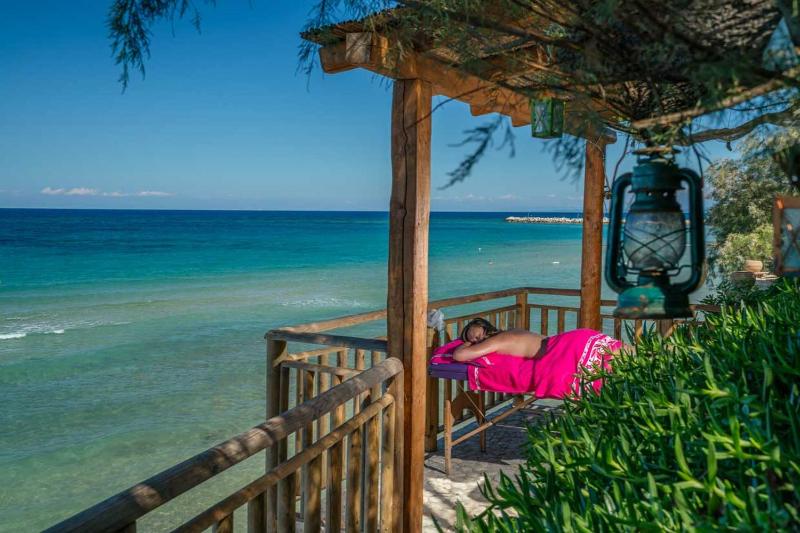 One-Bedroom Villa image 4