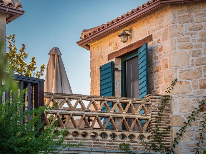 Two-Bedroom Villa image 4