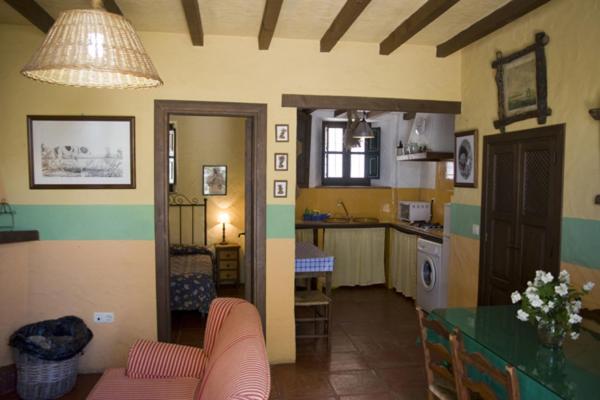 Three-Bedroom Villa image 1