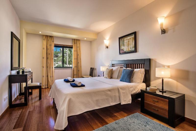 Two-Bedroom Duplex image 3