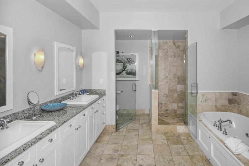 AMAZING GULF VIEWS 420B WaterSound Crossings 3BR Corner Unit condo - image 18