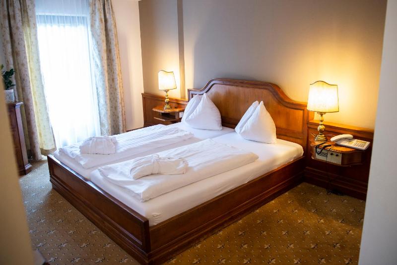 Double Room (1 Adult) image 3