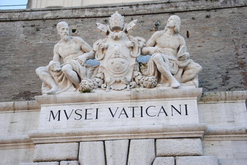 Single Room - Via Catone 21 image 4