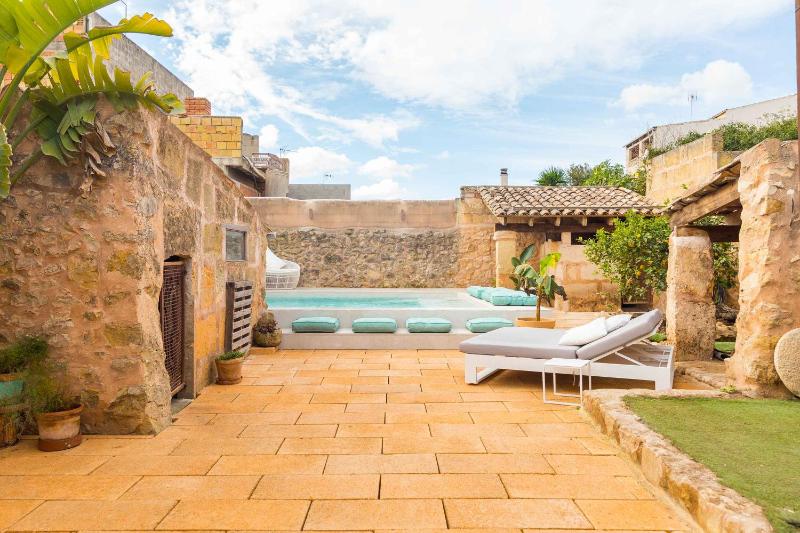 Villa with Private Pool image 2