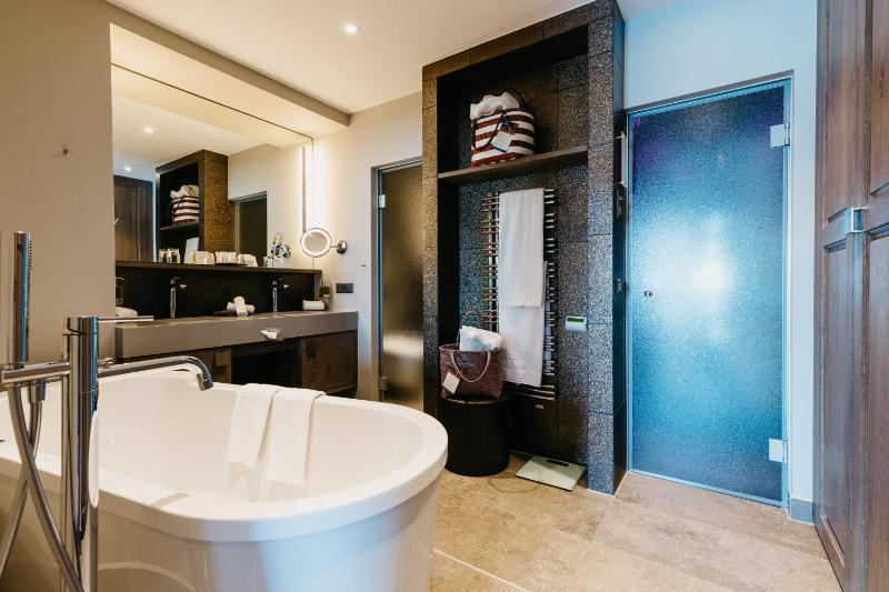 Tower Suite image 2