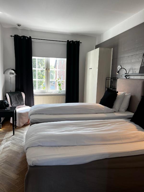 Triple Room image 3