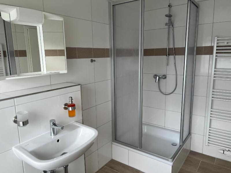 Double Room image 3