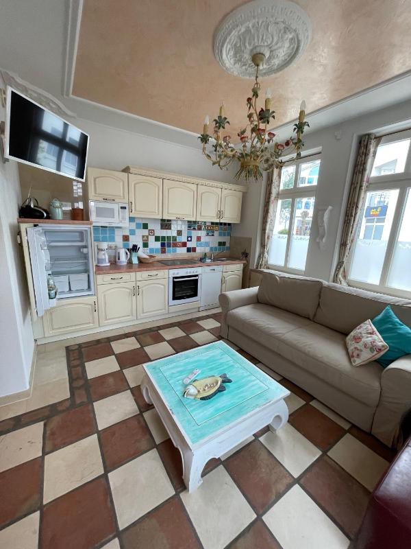 Apartment with Terrace image 3