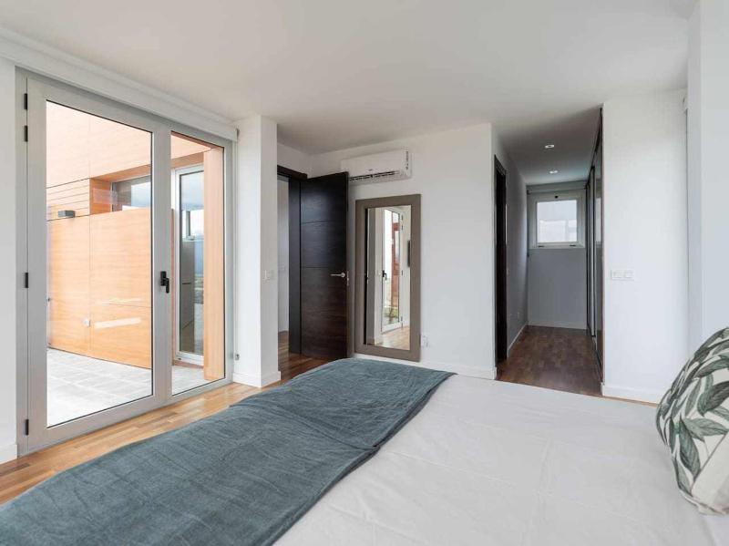 Villa Calm Ocean views by Infinity Summer - image 5