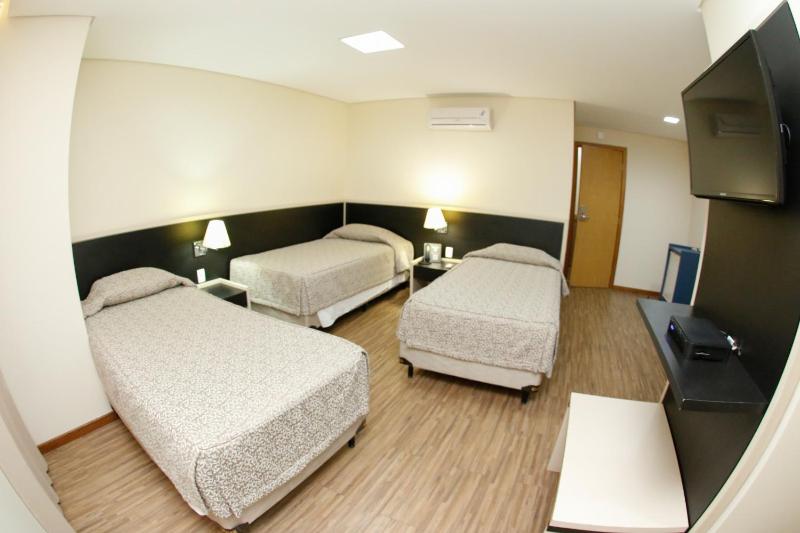 Hotel Financial - image 24