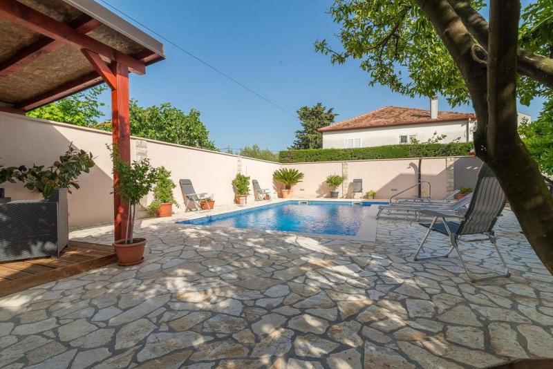 Apartments Villa Odesa with shared pool - image 32