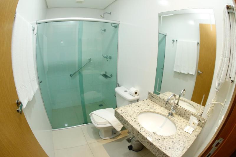 Hotel Financial - image 39
