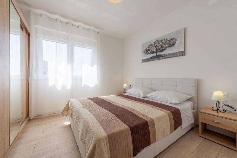 Apartments Villa Odesa with shared pool - image 29