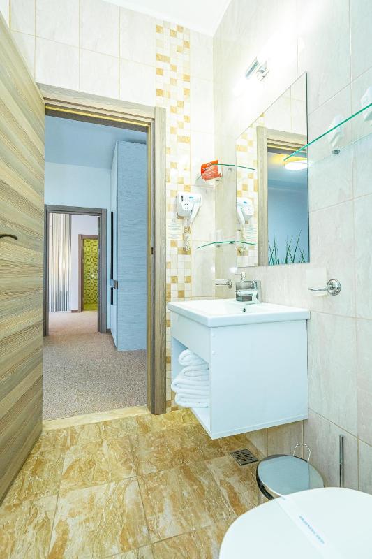 Junior Suite with Sea View image 2