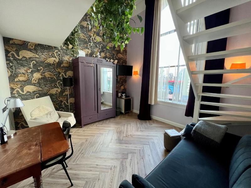 Double Room with Mezzanine image 4