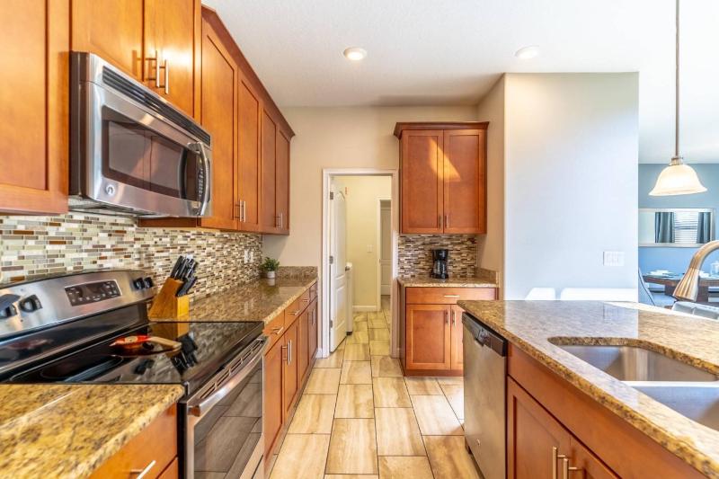 5493 Solterra - image 35