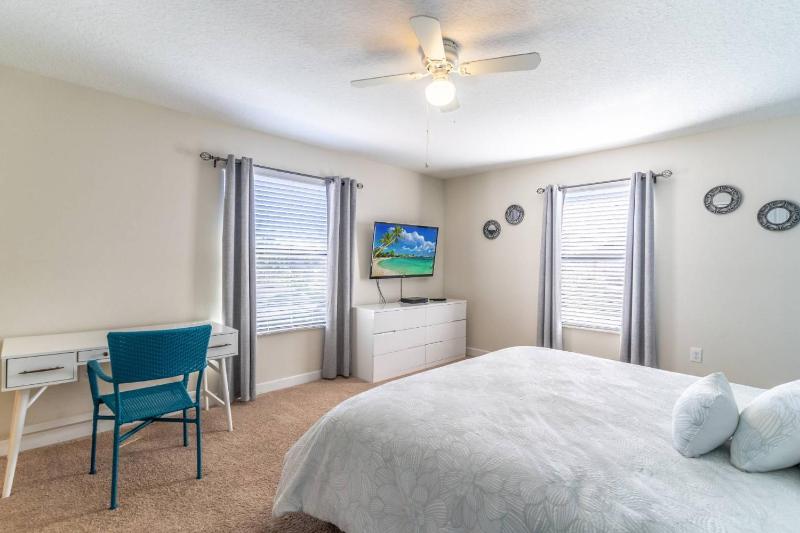 5493 Solterra - image 17