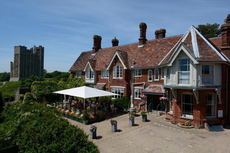 Crown and Castle - image 30