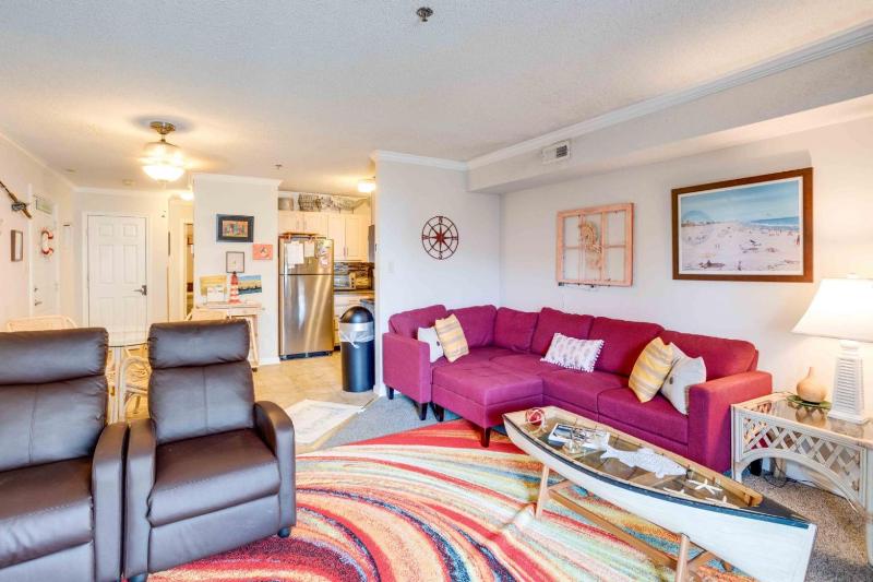 Marylander Condominiums 90 steps from the beach - image 43