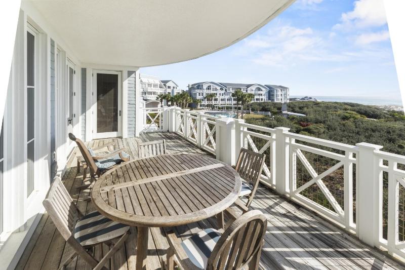 BEAUTIFUL GULF VIEWS Spacious Updated 316B WaterSound Crossings Steps to Beach and Pool condo - image 10
