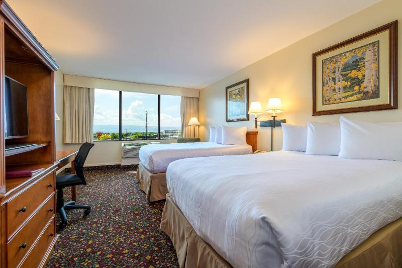 Standard Double Room with Two Double  Beds - Non Smoking image 3