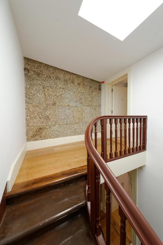 Standard One-Bedroom Apartment image 3