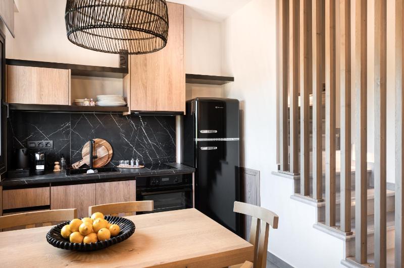 Sezian Boutique Homes and Villas - image 23