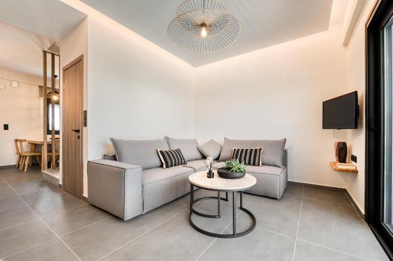 Sezian Boutique Homes and Villas - image 31