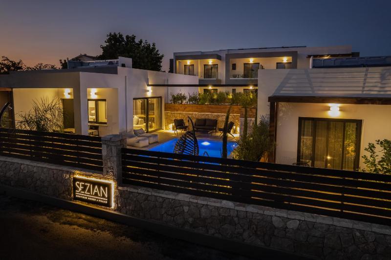 Sezian Boutique Homes and Villas - image 50