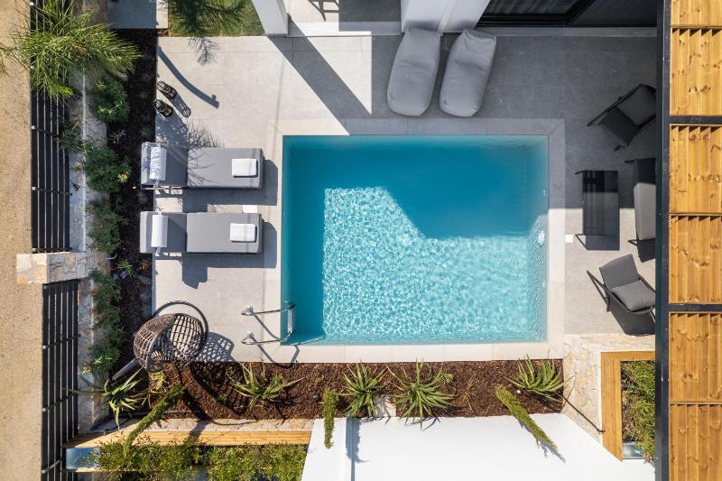 Sezian Boutique Homes and Villas - image 16